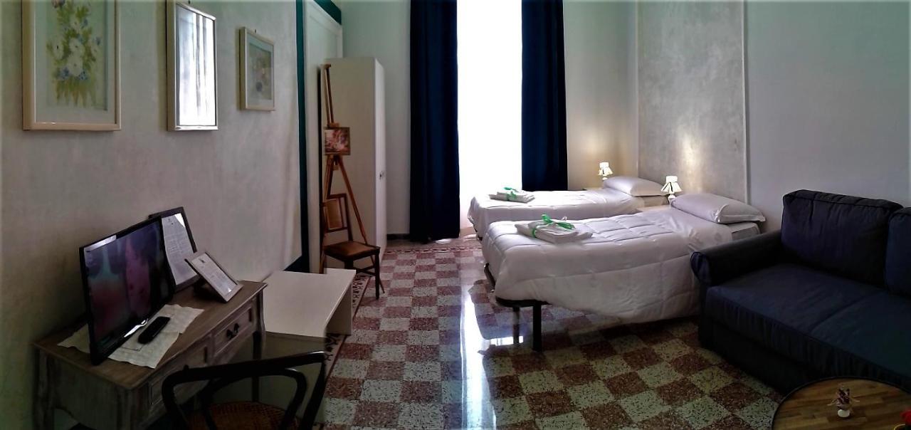 Primo Posto Bed & Breakfast Salerno Ngoại thất bức ảnh