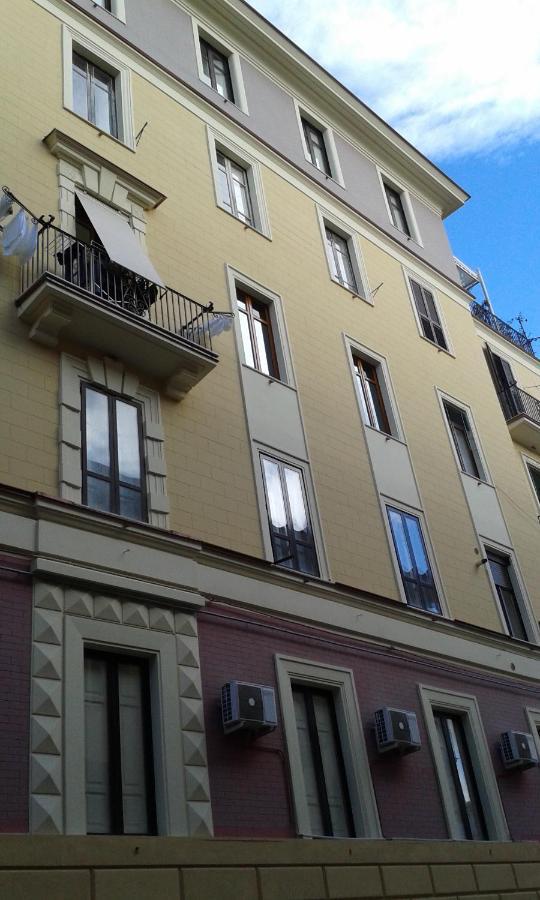 Primo Posto Bed & Breakfast Salerno Ngoại thất bức ảnh