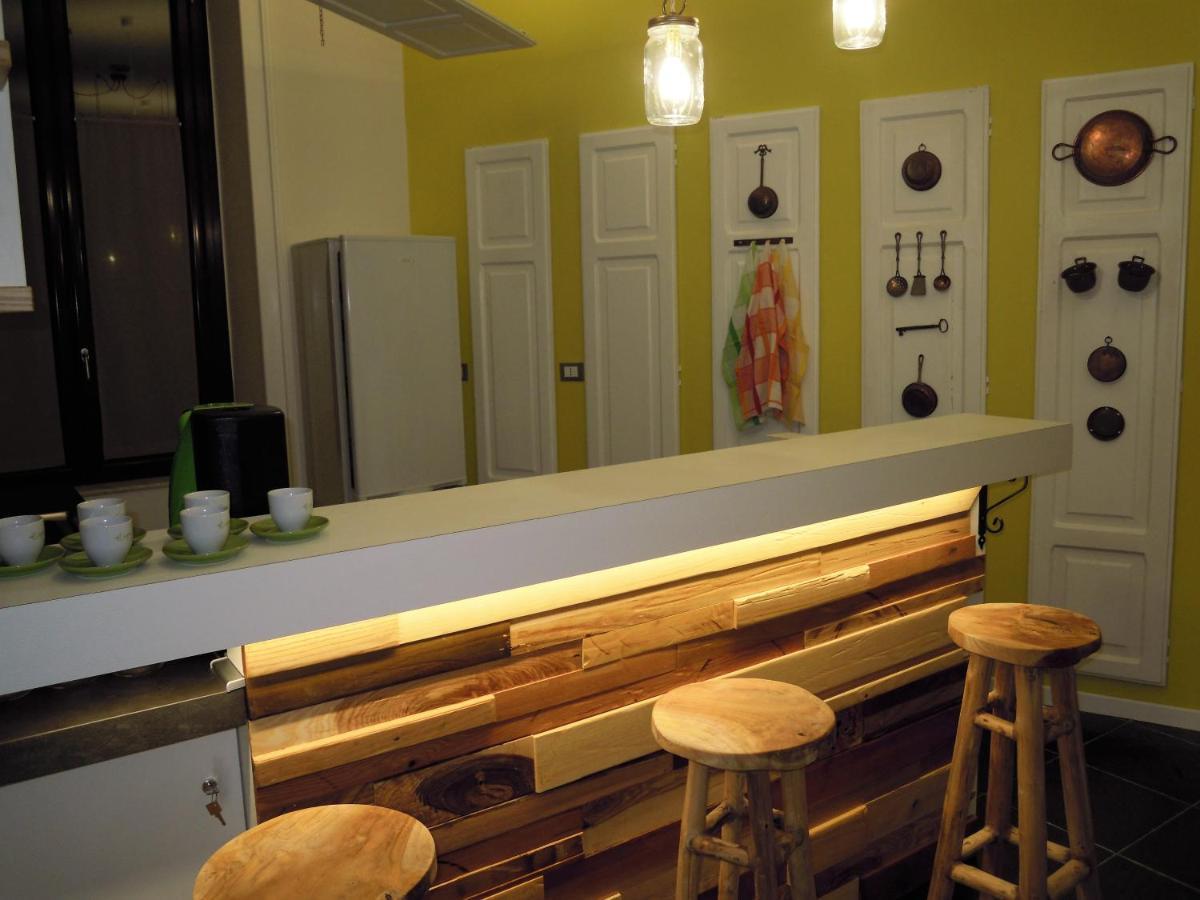 Primo Posto Bed & Breakfast Salerno Ngoại thất bức ảnh