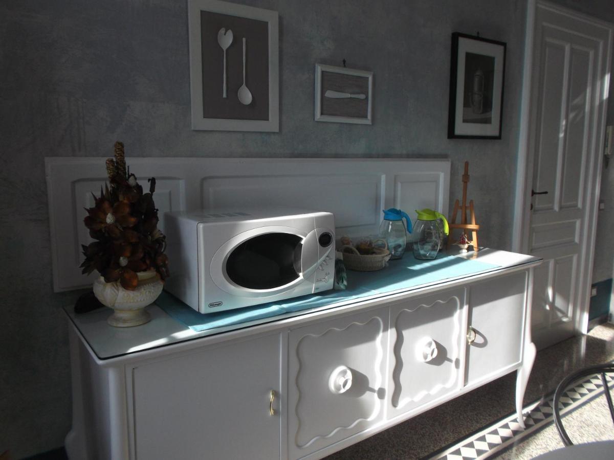 Primo Posto Bed & Breakfast Salerno Ngoại thất bức ảnh