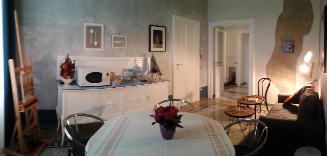 Primo Posto Bed & Breakfast Salerno Ngoại thất bức ảnh