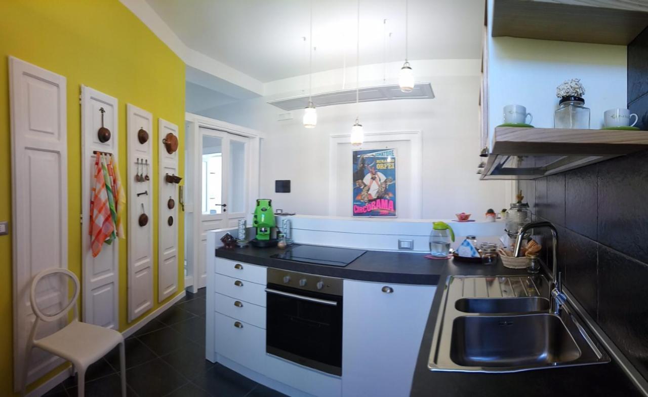 Primo Posto Bed & Breakfast Salerno Ngoại thất bức ảnh