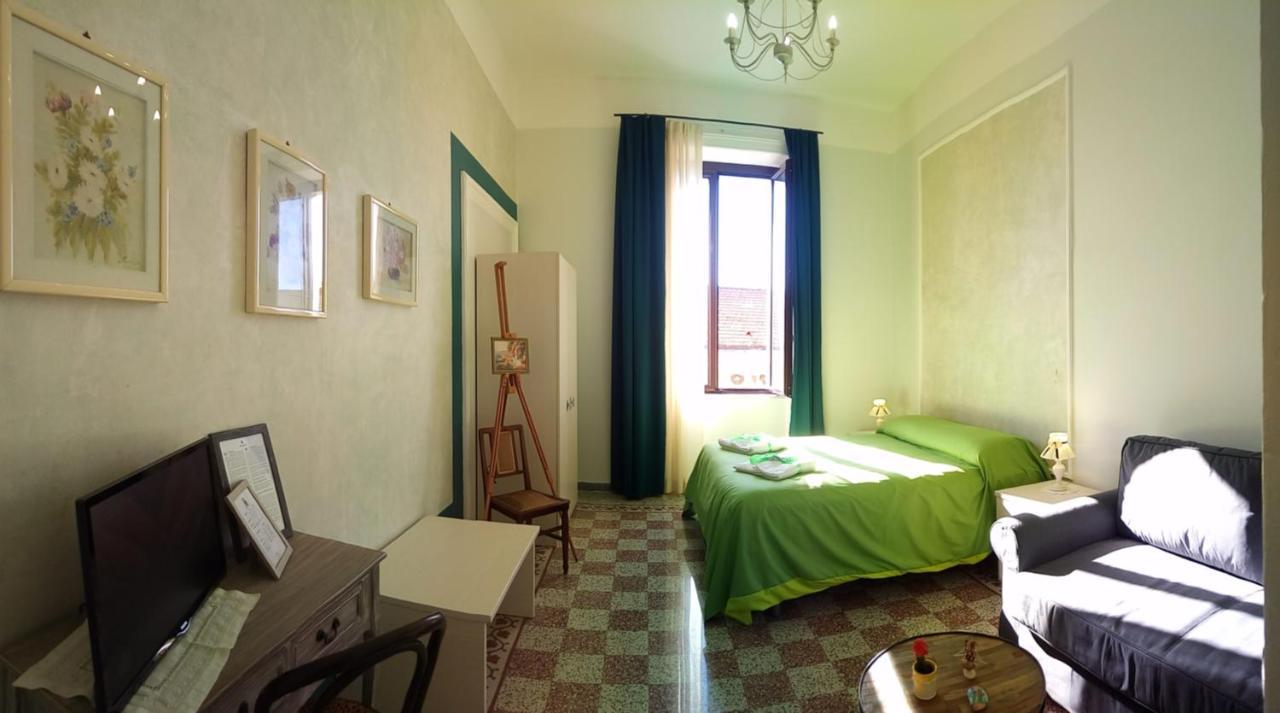 Primo Posto Bed & Breakfast Salerno Ngoại thất bức ảnh