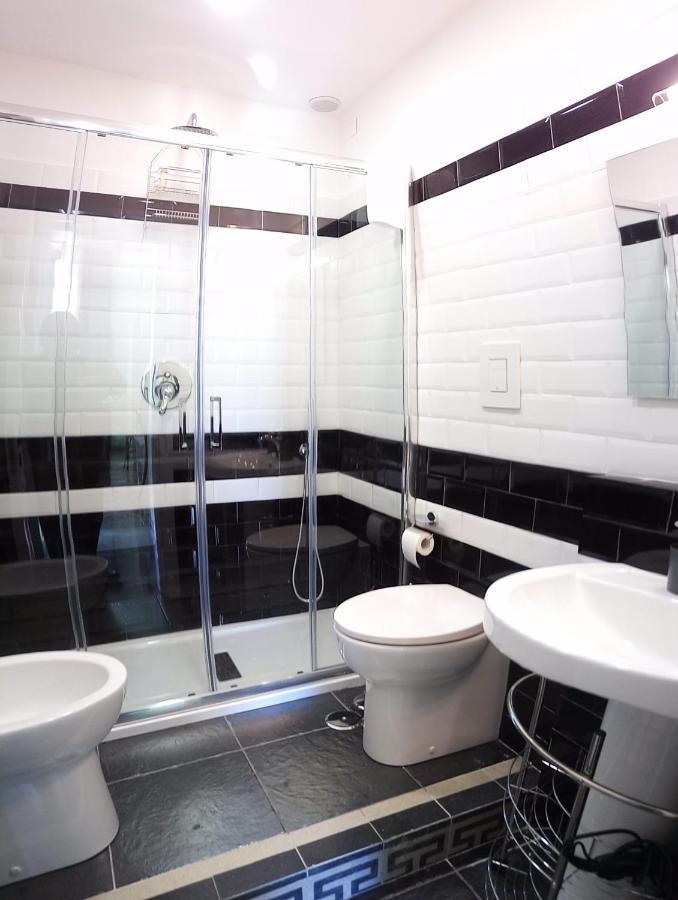 Primo Posto Bed & Breakfast Salerno Ngoại thất bức ảnh